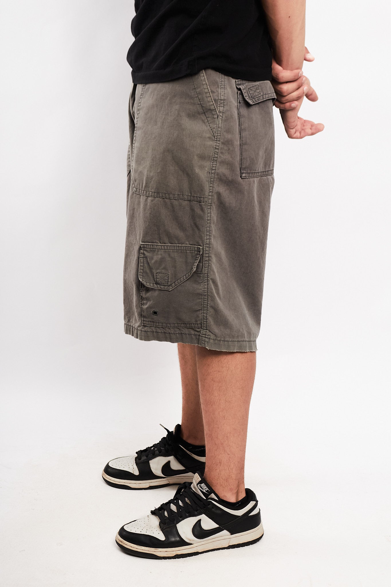 Y2K Vintage JNCO Cargo Short (32)