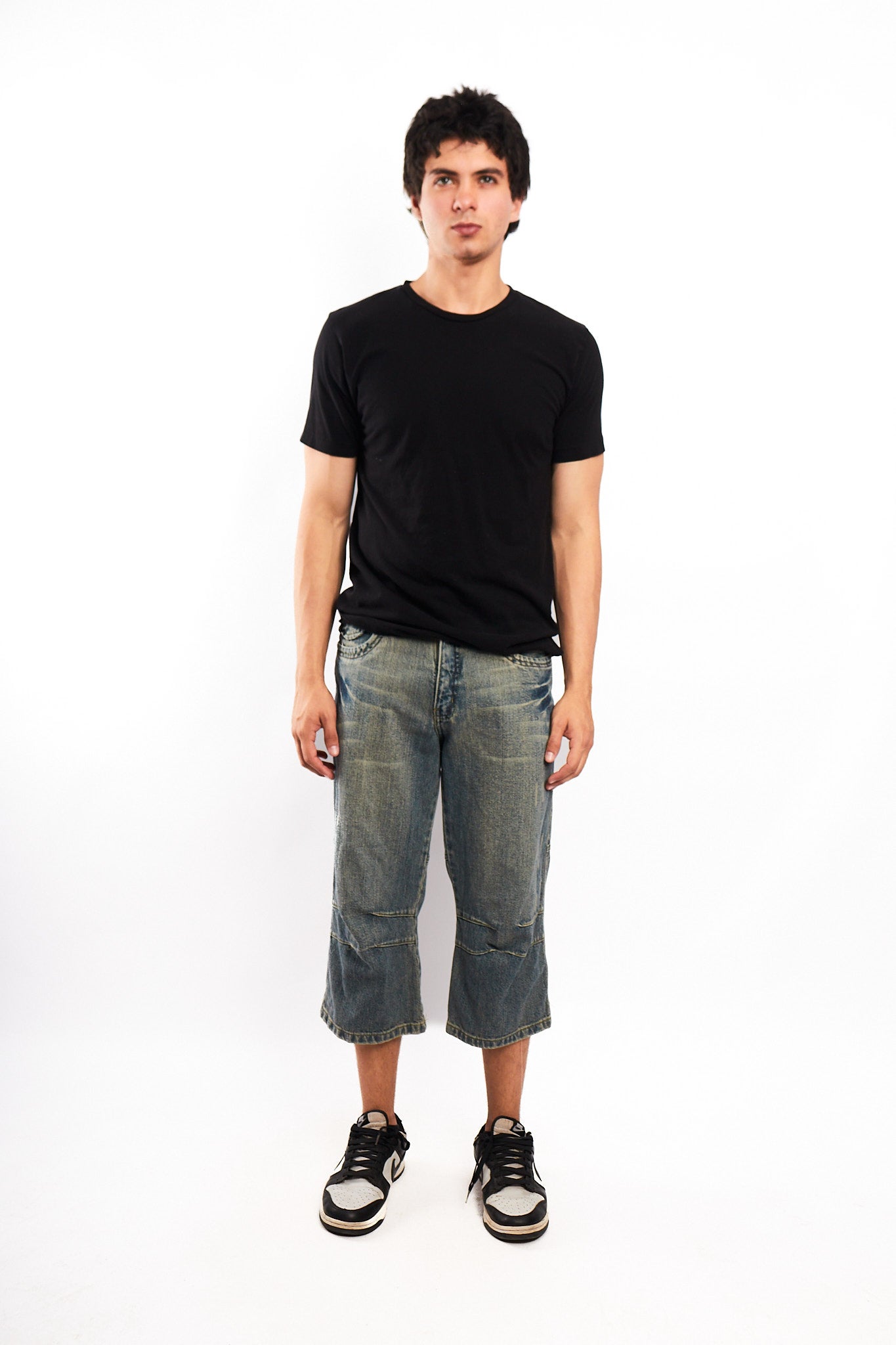 Y2K Vintage JNCO Embroidered  Distressed Jort (30)