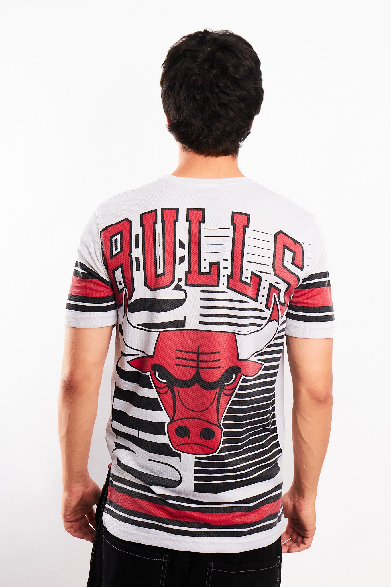 2010 UNK x NBA Chicago Bulls Graphic Tee ( S/M)