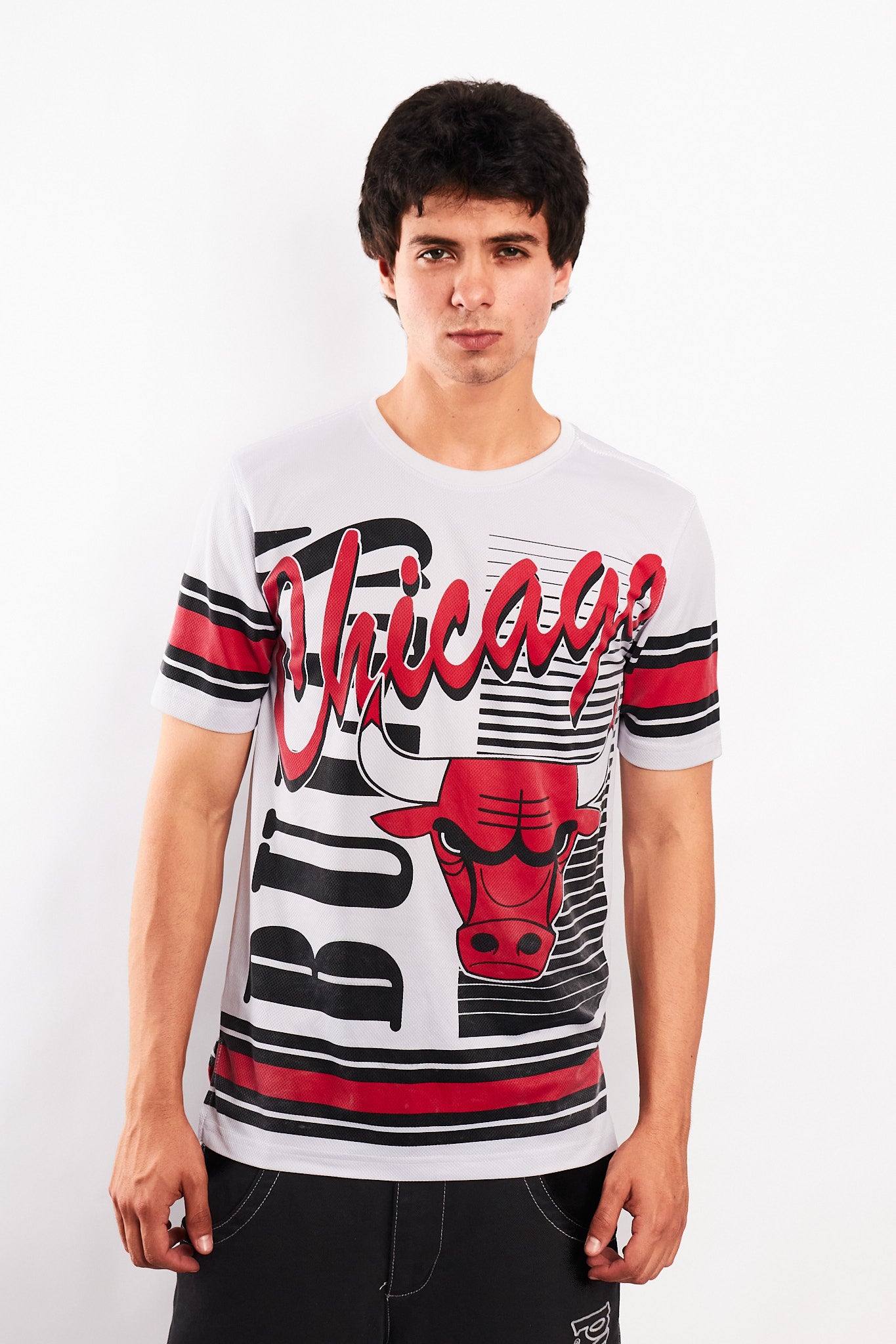 2010 UNK x NBA Chicago Bulls Graphic Tee ( S/M)